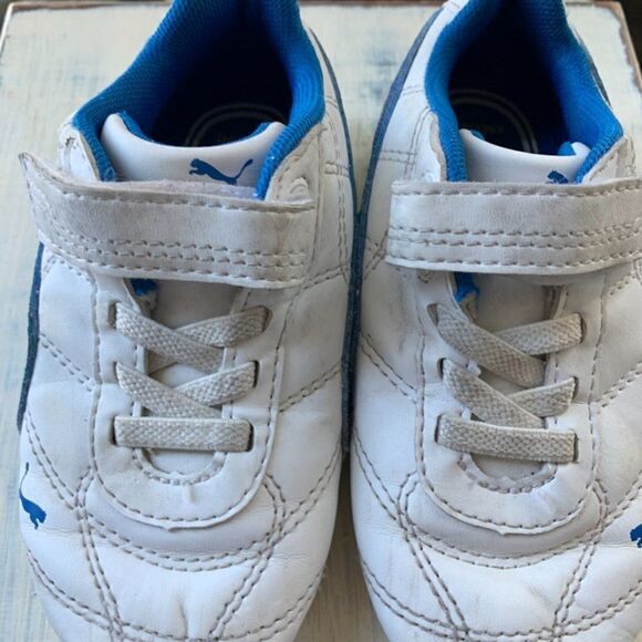 Puma Velcro Sneaker Blue Boys Size 6 - Picture 2 of 7